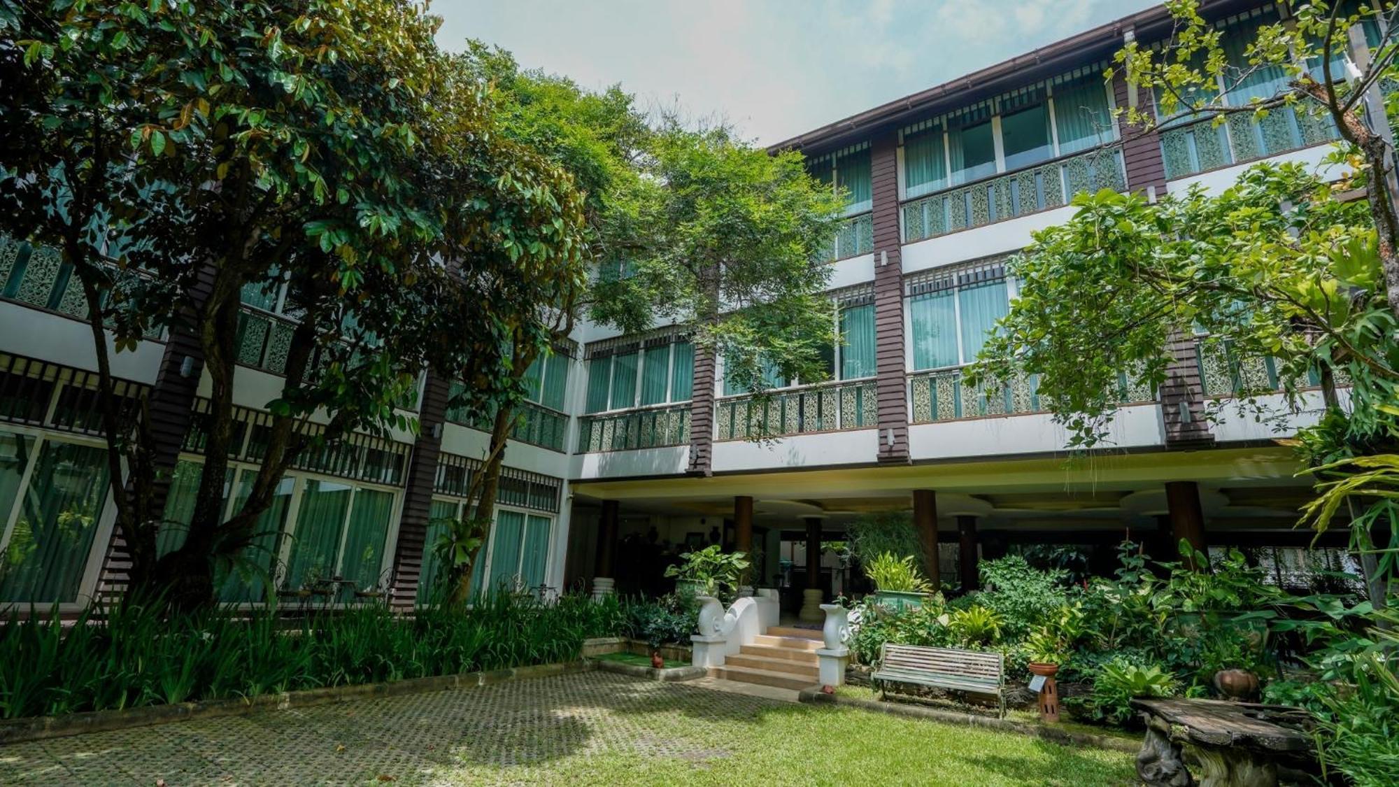 Kodchasri Thani Hotel Chiangmai Chiang Mai Exterior photo